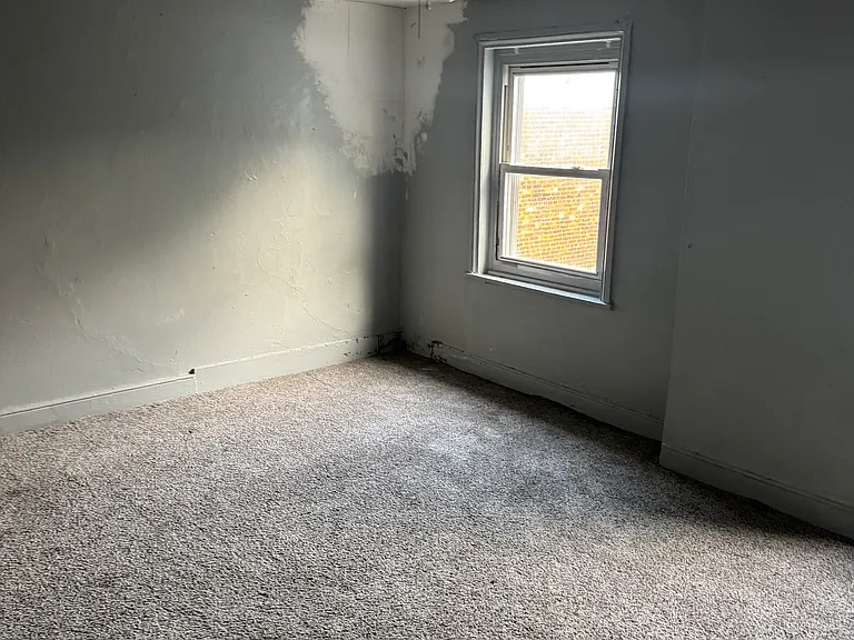 46 E Chestnut St — Photo 9
