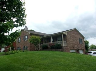 413 Lyon Dr, Winchester, KY 40391