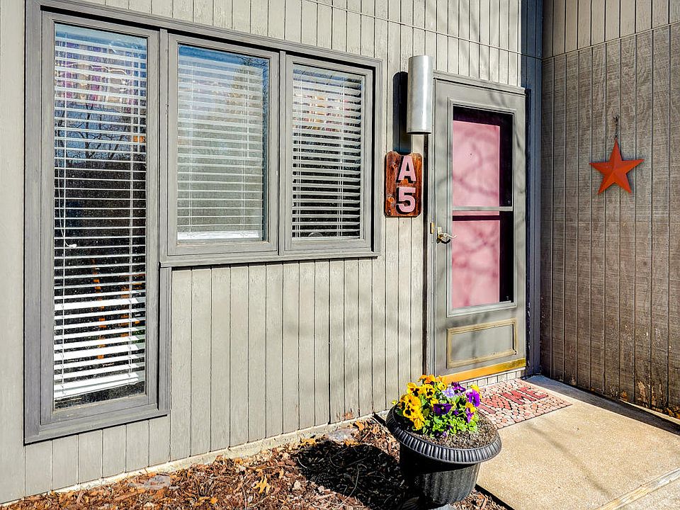 1st image of 115 Beechnut St APT A5