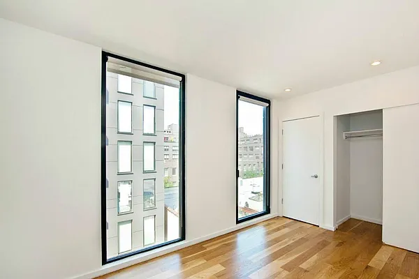 Rented by Keller Williams NYC | media 14