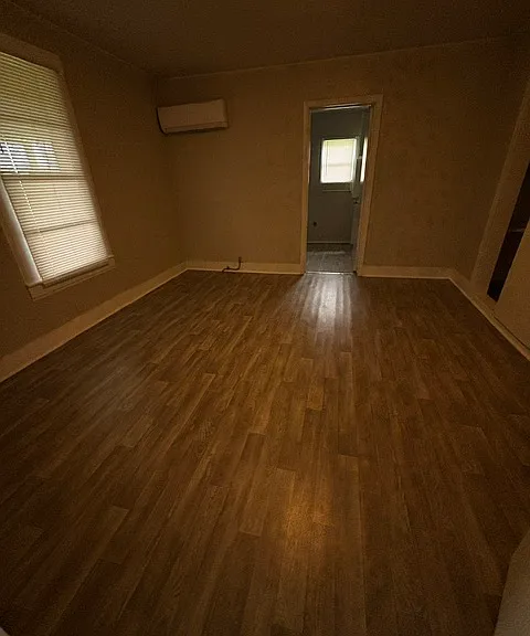 6242 Glen Lawrence Rd — Photo 1