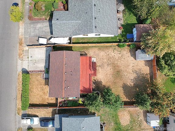 3rd image of 9315 S J St