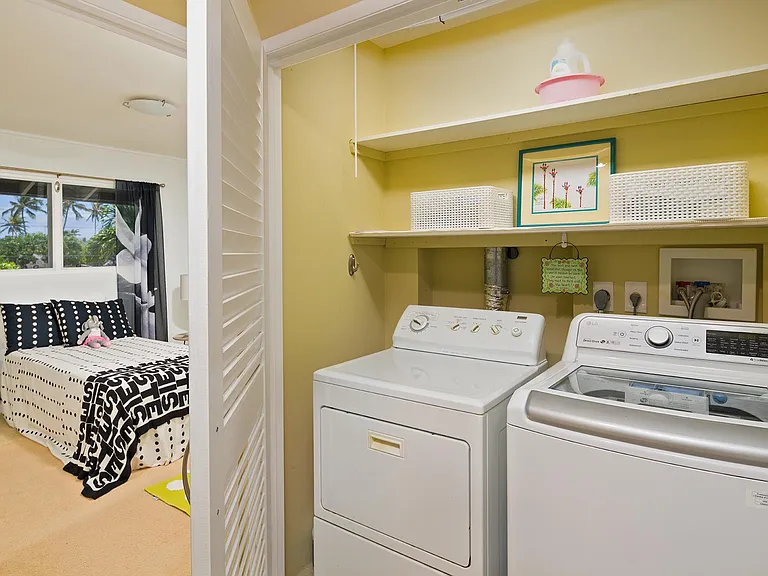 211 Kawaihae St #D9 — Photo 15