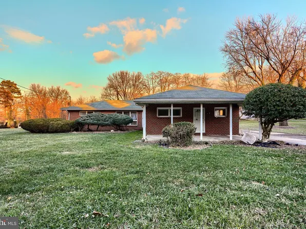 1015 Cummings Ave, Baltimore, MD 21228