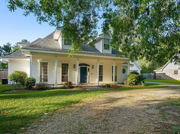 67 N Dogwood Dr, Covington, LA 70433