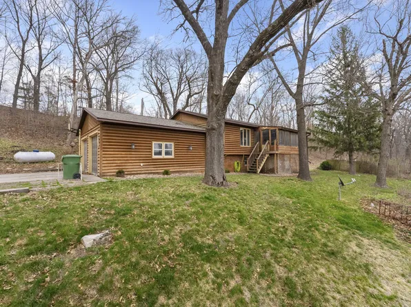 11378 K Ave, Wapello, IA 52653