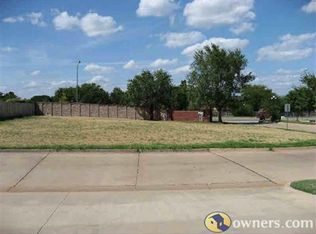 10801 Whitehall Blvd, Oklahoma City, OK 73162