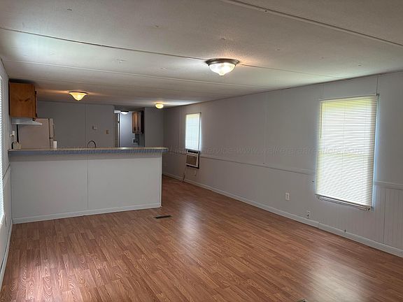 2nd image of 3331 Bird Farm Rd