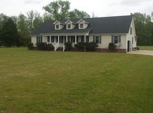 140 Sleepy Hollow Rd, Camden, NC 27921