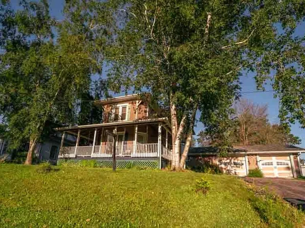 625 Medbury St, Kendall, WI 54638