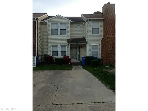 1240 Basswood Ct Photo 1