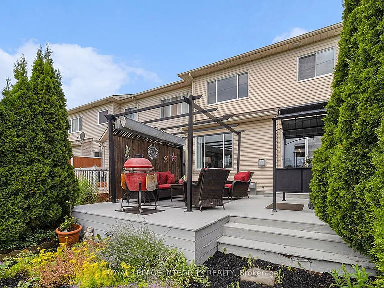564 Renaissance Dr — Photo 20