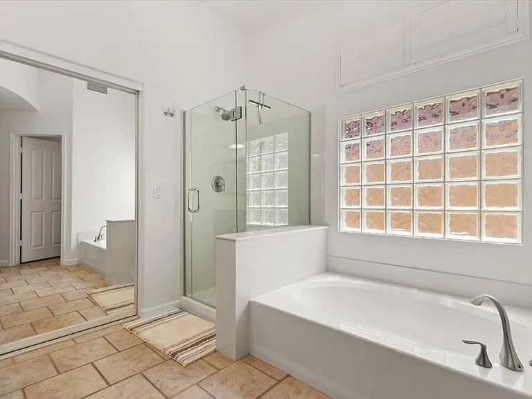 4211 E Kirkland Rd — Photo 11