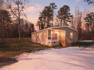 295 N Davis Dr, Fair Play, SC 29643