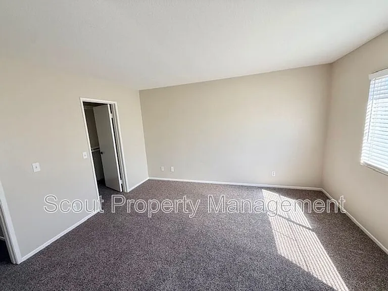 43174 Teramo St — Photo 29