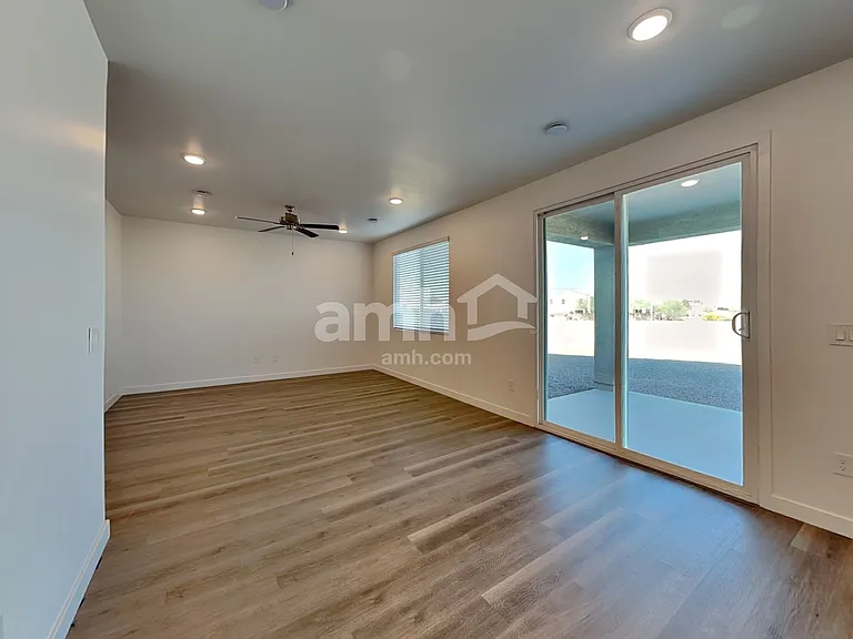 12504 W Adair Dr — Photo 6