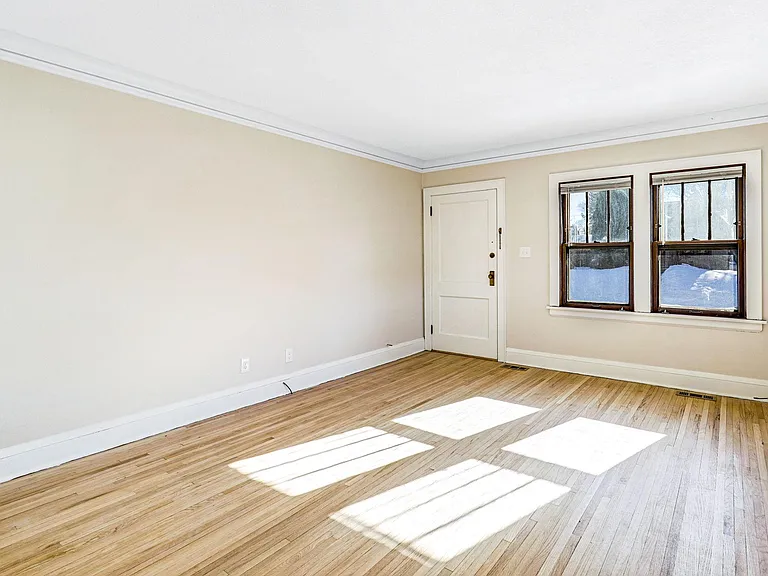 1267 Saint Clair Ave #WEST — Photo 6