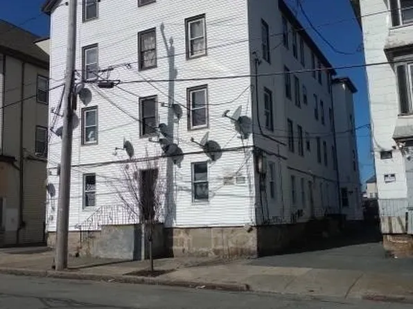 239 Sawyer St, New Bedford, MA 02746