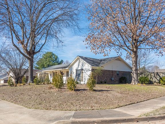 2nd image of 6542 Deermont Dr