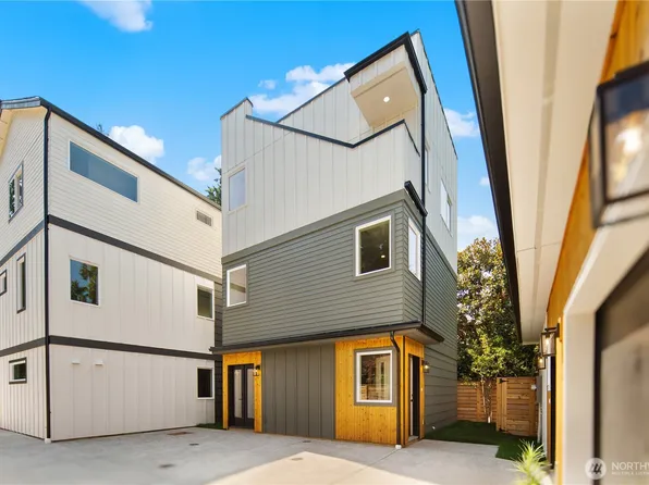 2652 B NW 95th Street, Seattle, WA 98117