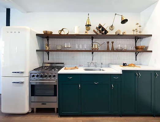 Rented by Tapiro Realty | media 13