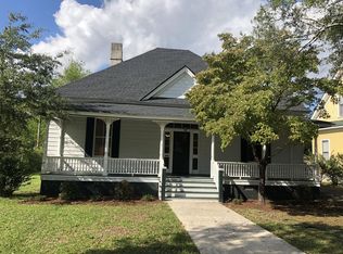 390 W Broad St, Darlington, SC 29532