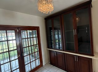 11811 SW 208th St, Miami, FL 33177