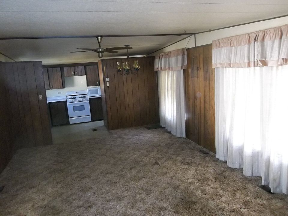 2nd image of 1236 Cougar Ln