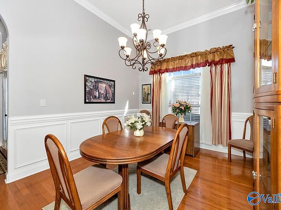 5th image of 120 Burwell Ridge Trl