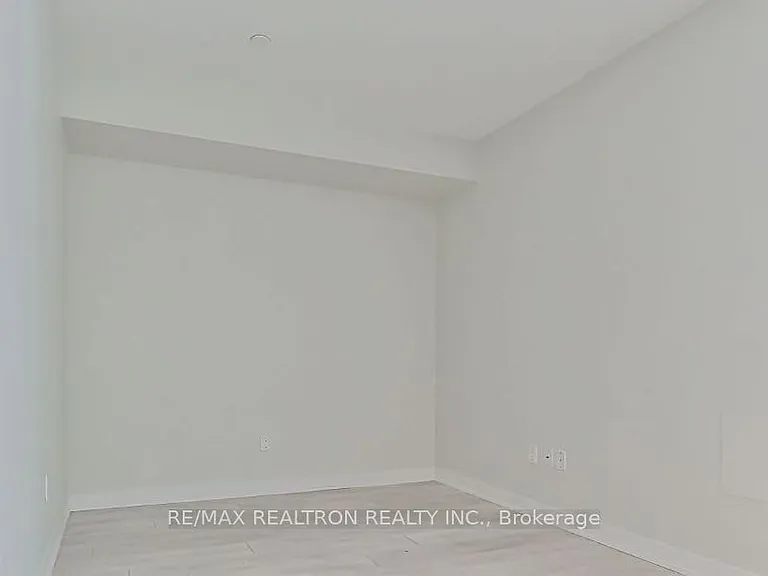 31 Tippett Rd #636 — Photo 14