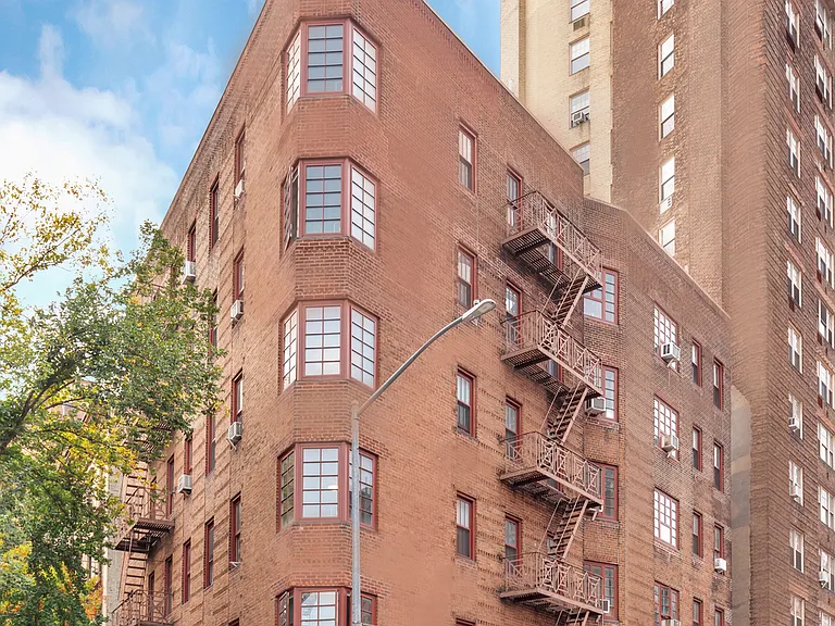1 Jane St #2A — Photo 10