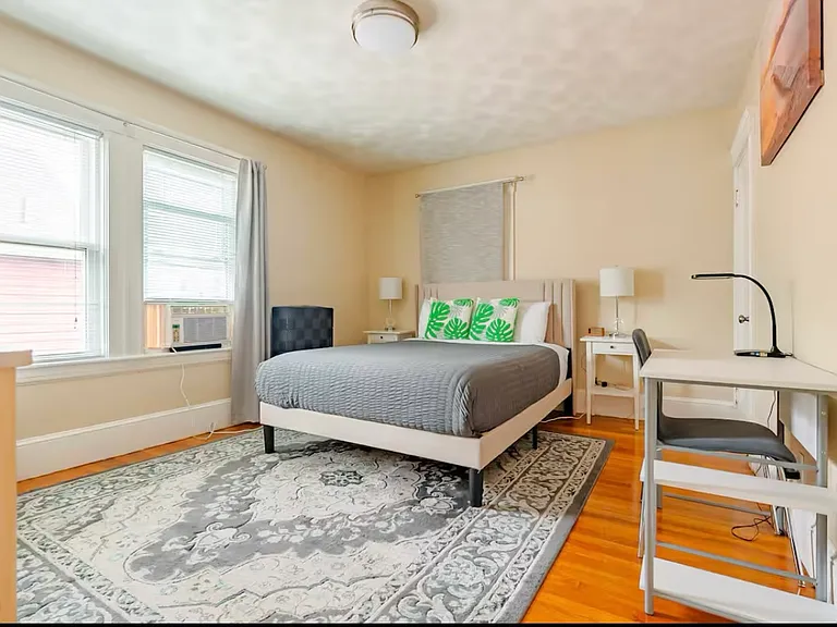 110 Cypress St — Photo 9