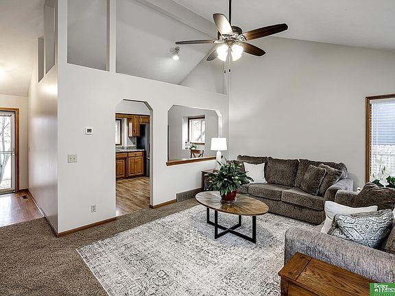4th image of 7017 Michelle Ave