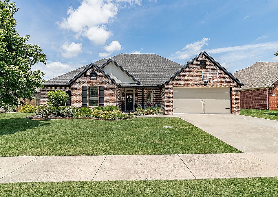 4272 E Troon Dr, Fayetteville, AR 72701 | Zillow