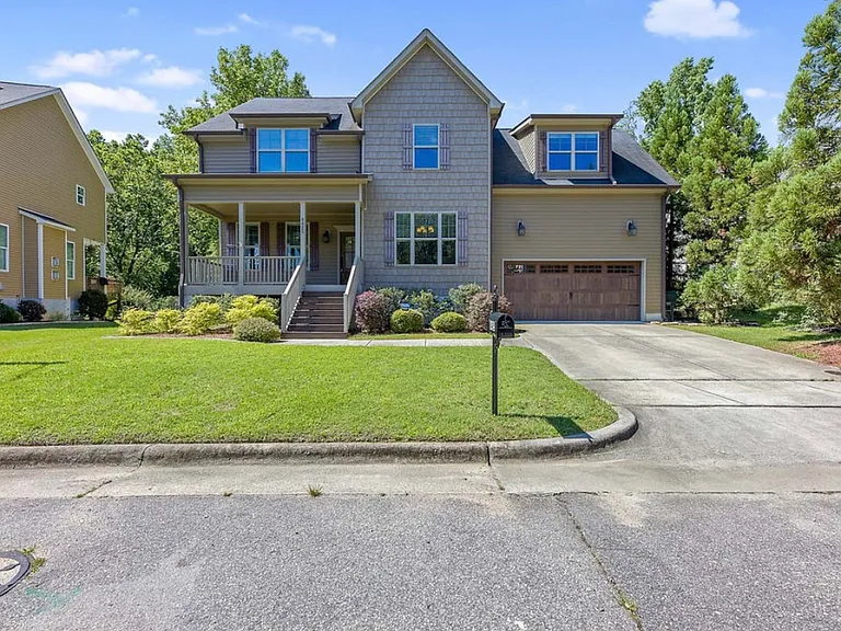 8425 Hobhouse Cir — Photo 2
