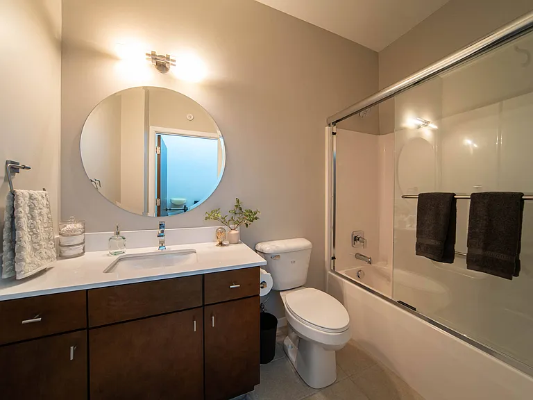 3425 Plymouth Rd — Photo 21