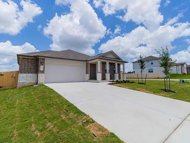 5601 Bellissima Way — Photo 32