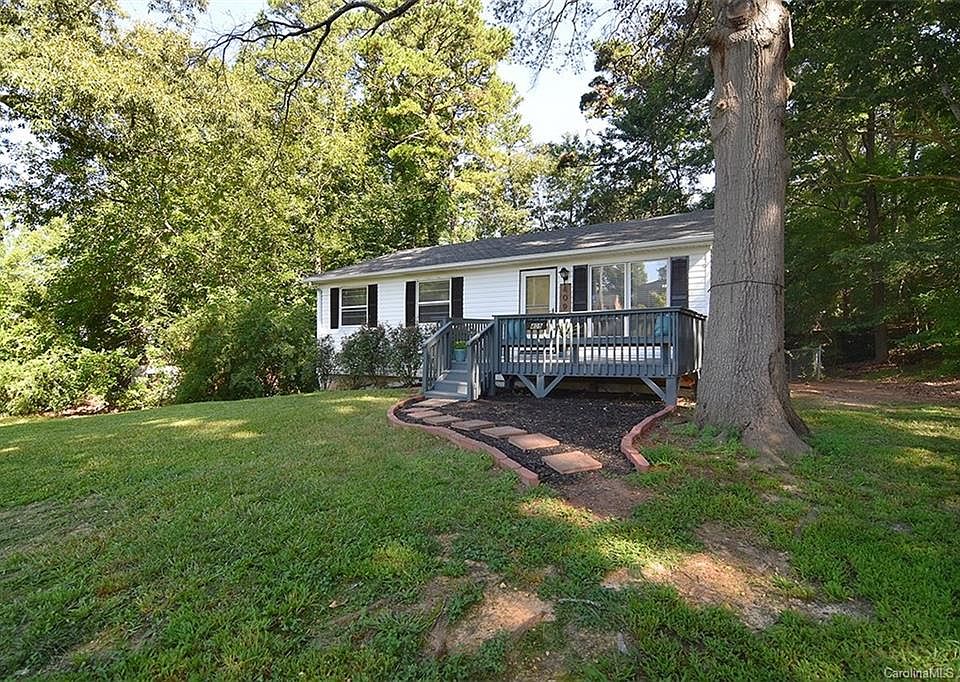1st image of 409 E Ohio Ave