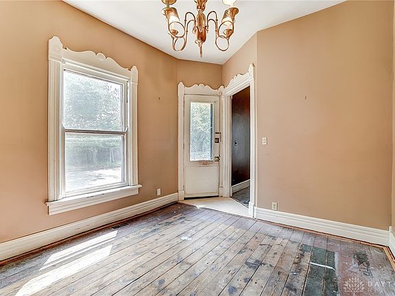5th image of 154 High St
