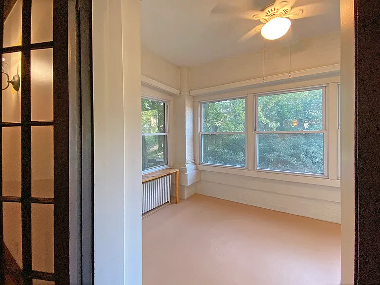 819 W Buena Ave #3 — Photo 10