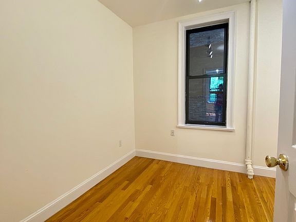 5th image of 235 E 50th St APT 45