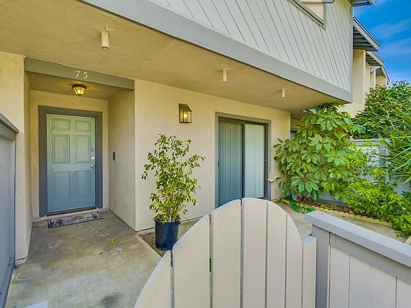 3rd image of 2135 E Valley Pkwy Unit 75