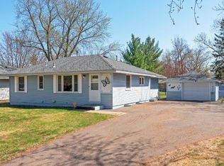 11825 Norway St NW, Coon Rapids, MN 55448