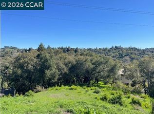 103 Barbara Rd, Orinda, CA 94563