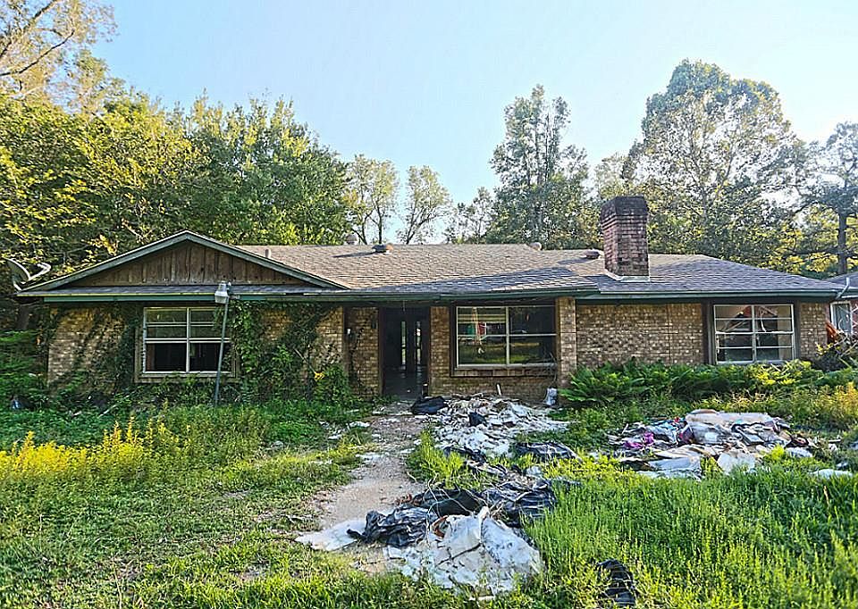 1st image of 24566 Creekwood Dr