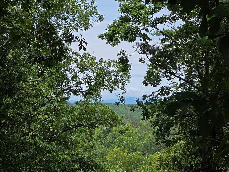 1st image of Maury Pl