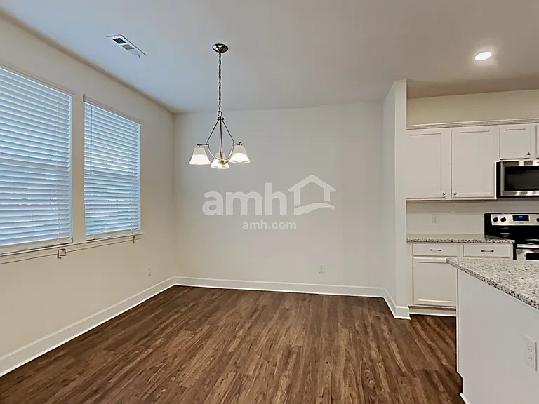 5075 Trailwater Dr — Photo 7
