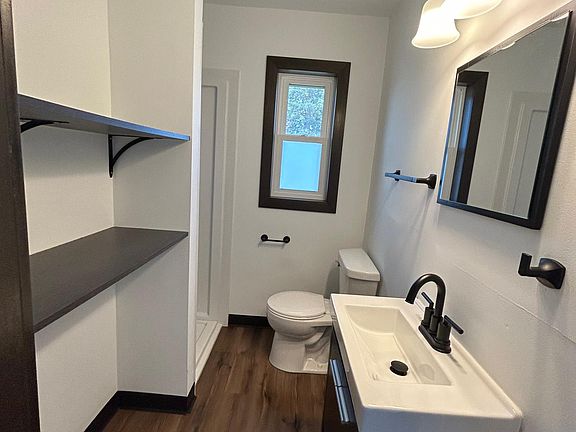 2nd image of 48 Emerald Ave #48