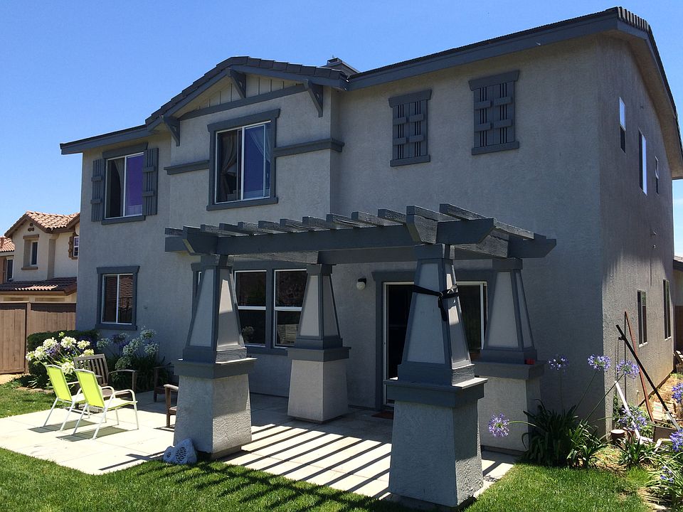 1st image of 214 Petunia Court