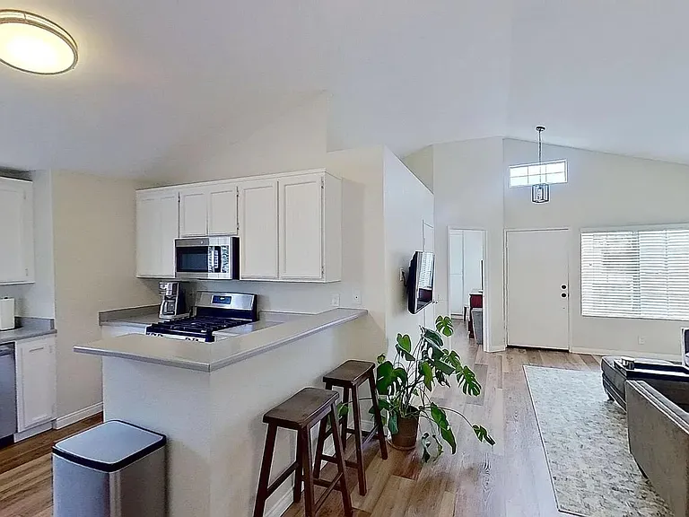 3761 Greggory Way #3 — Photo 2